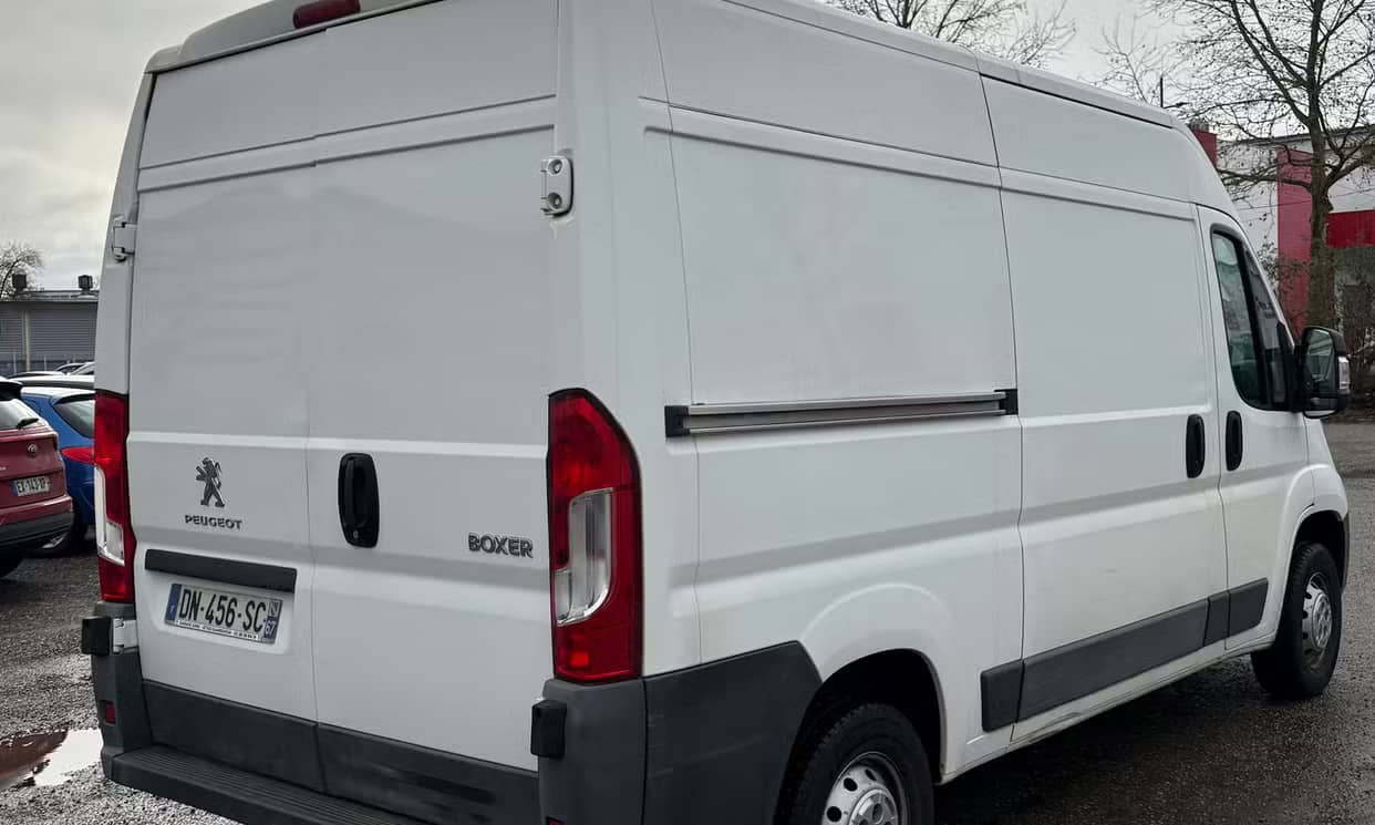 Peugeot BOXER — photo 2