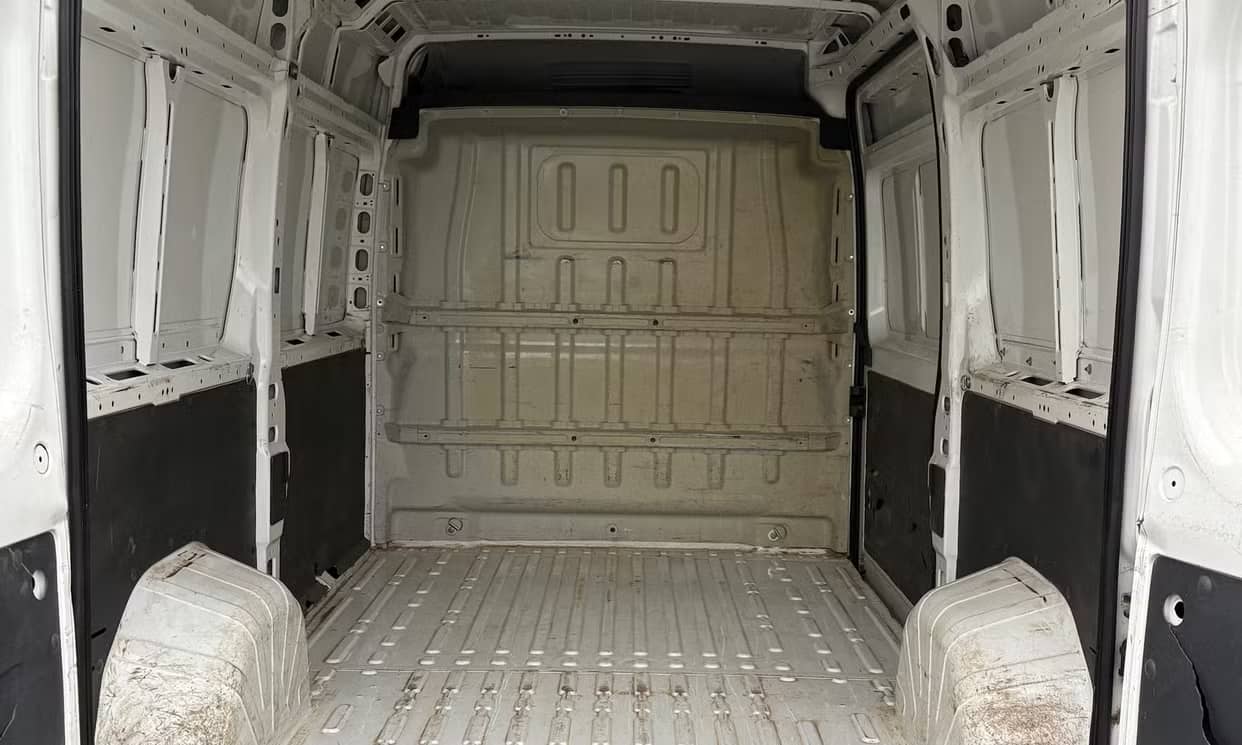 Peugeot BOXER — photo 9