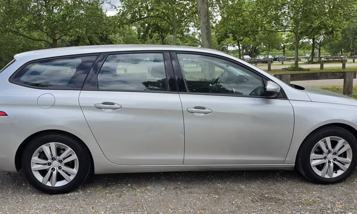 Peugeot 308 — photo 12