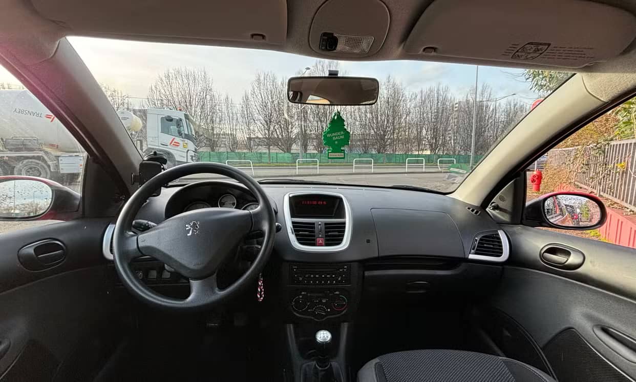 Peugeot 206+ — photo 5