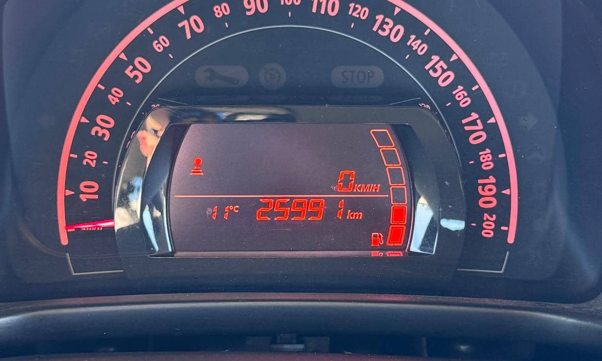 Renault TWINGO III — photo 9