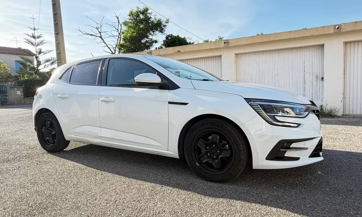 Renault MEGANE IV — photo 8