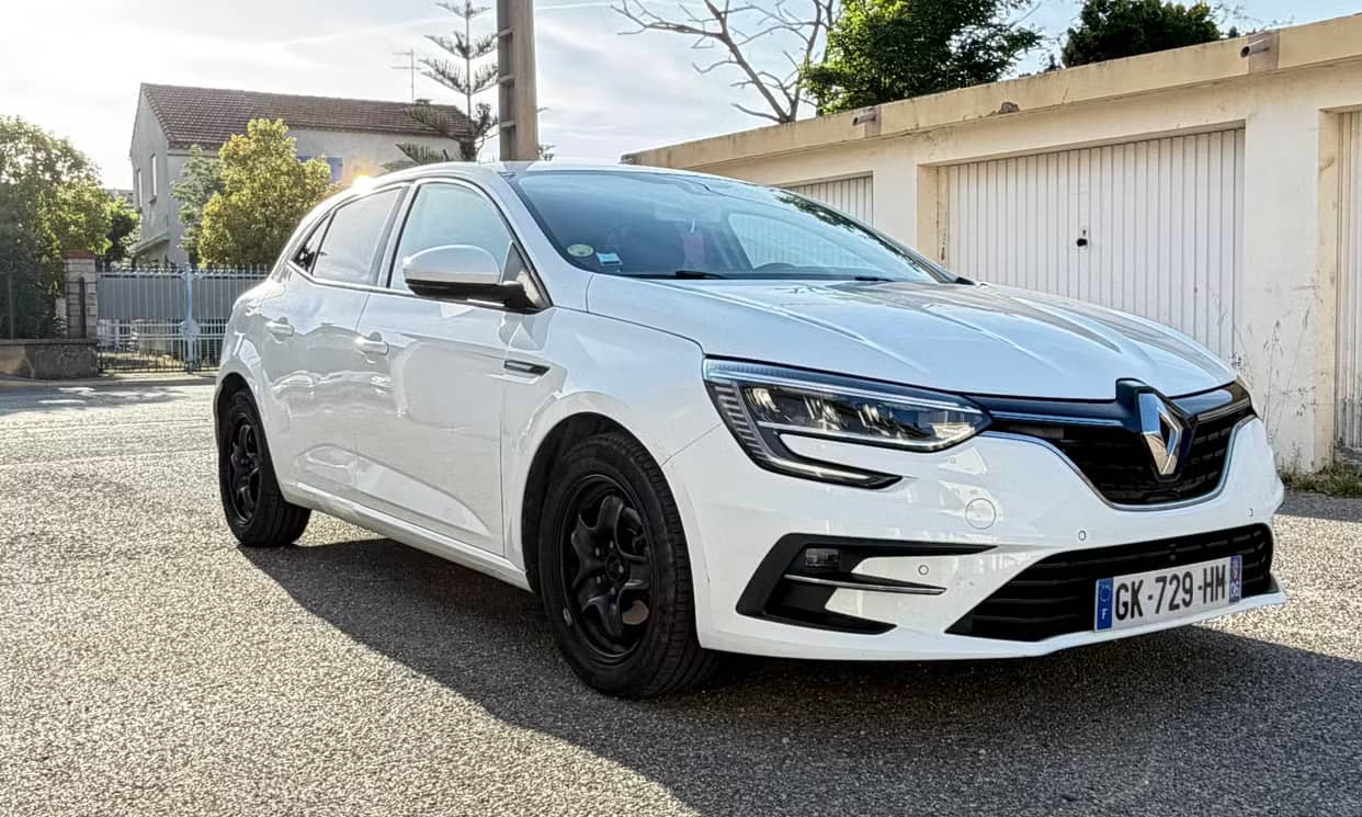Renault MEGANE IV — photo 11