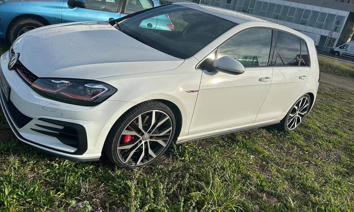 Volkswagen GOLF — photo 2