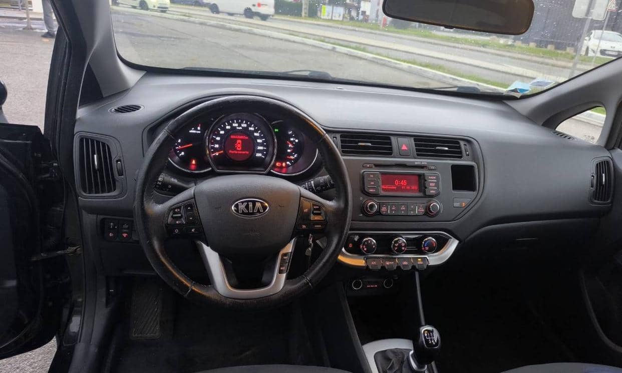 Kia RIO — photo 6