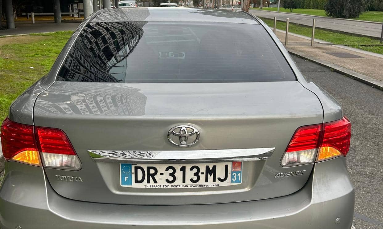 Toyota AVENSIS — photo 9