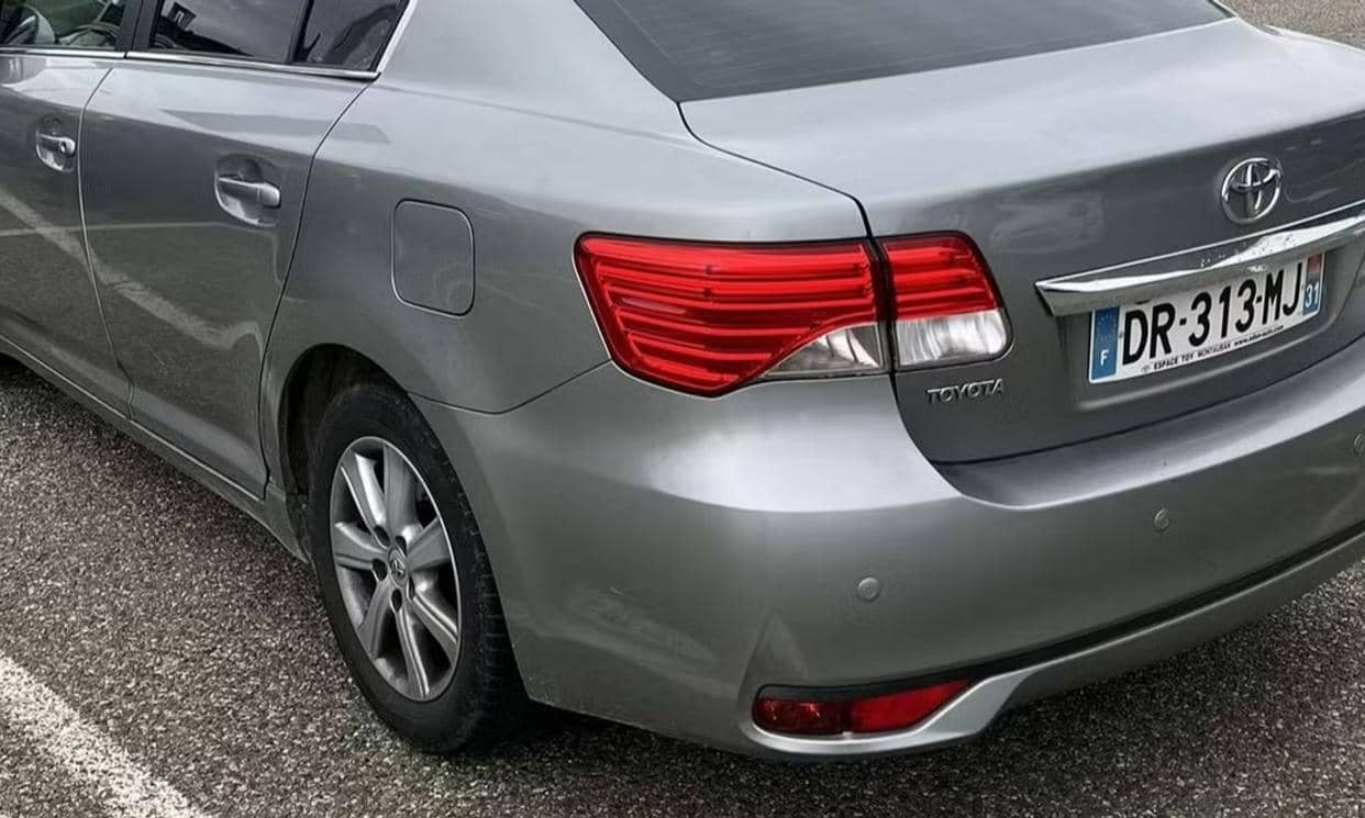 Toyota AVENSIS — photo 10