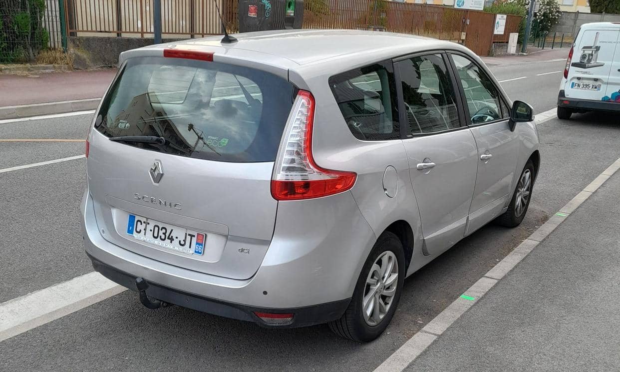 Renault GRAND SCENIC III — photo 3