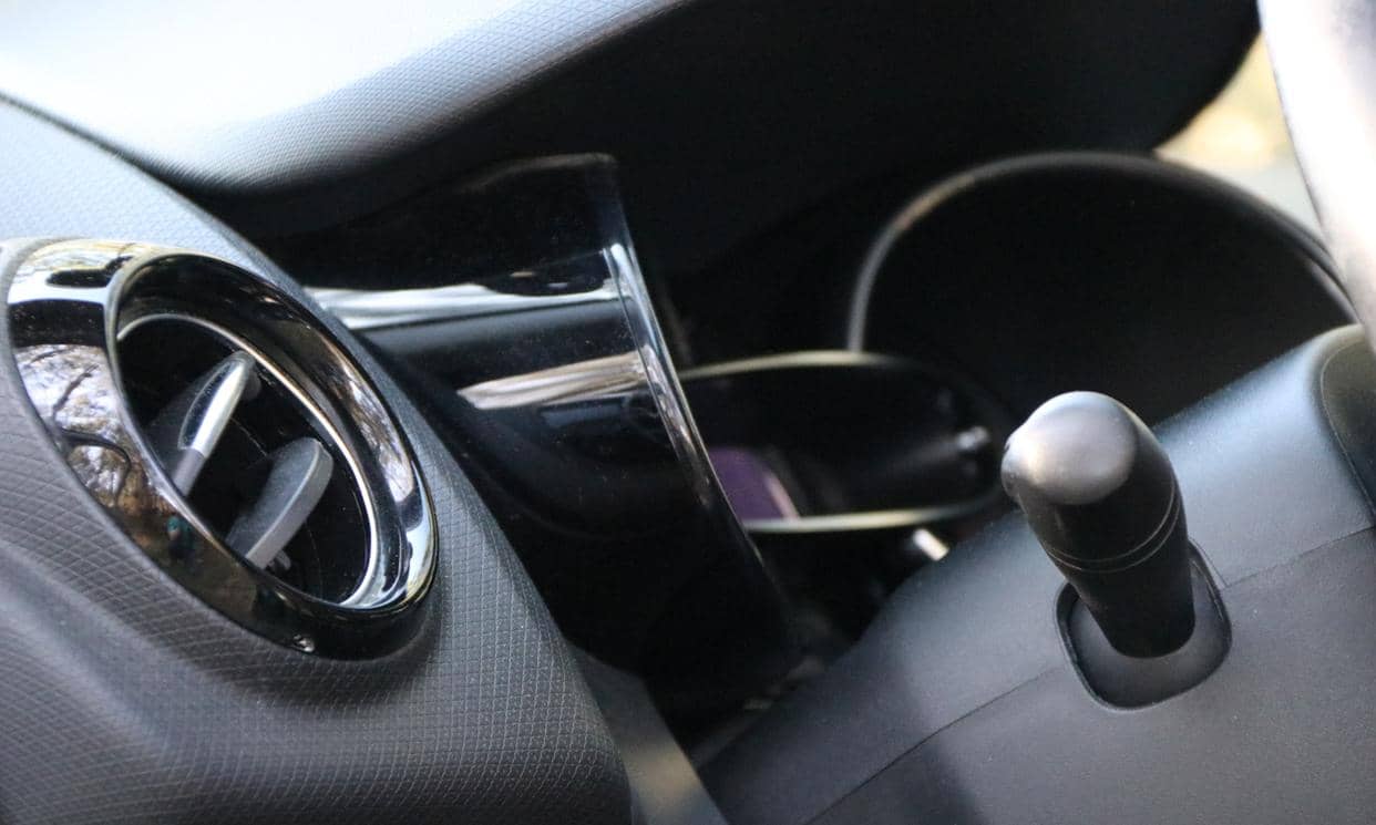 Renault CLIO IV — photo 12