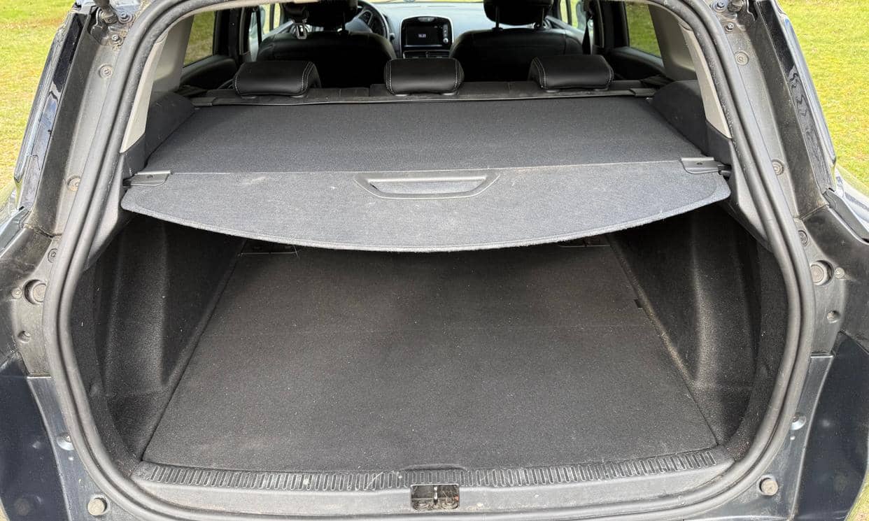 Renault CLIO IV — photo 20