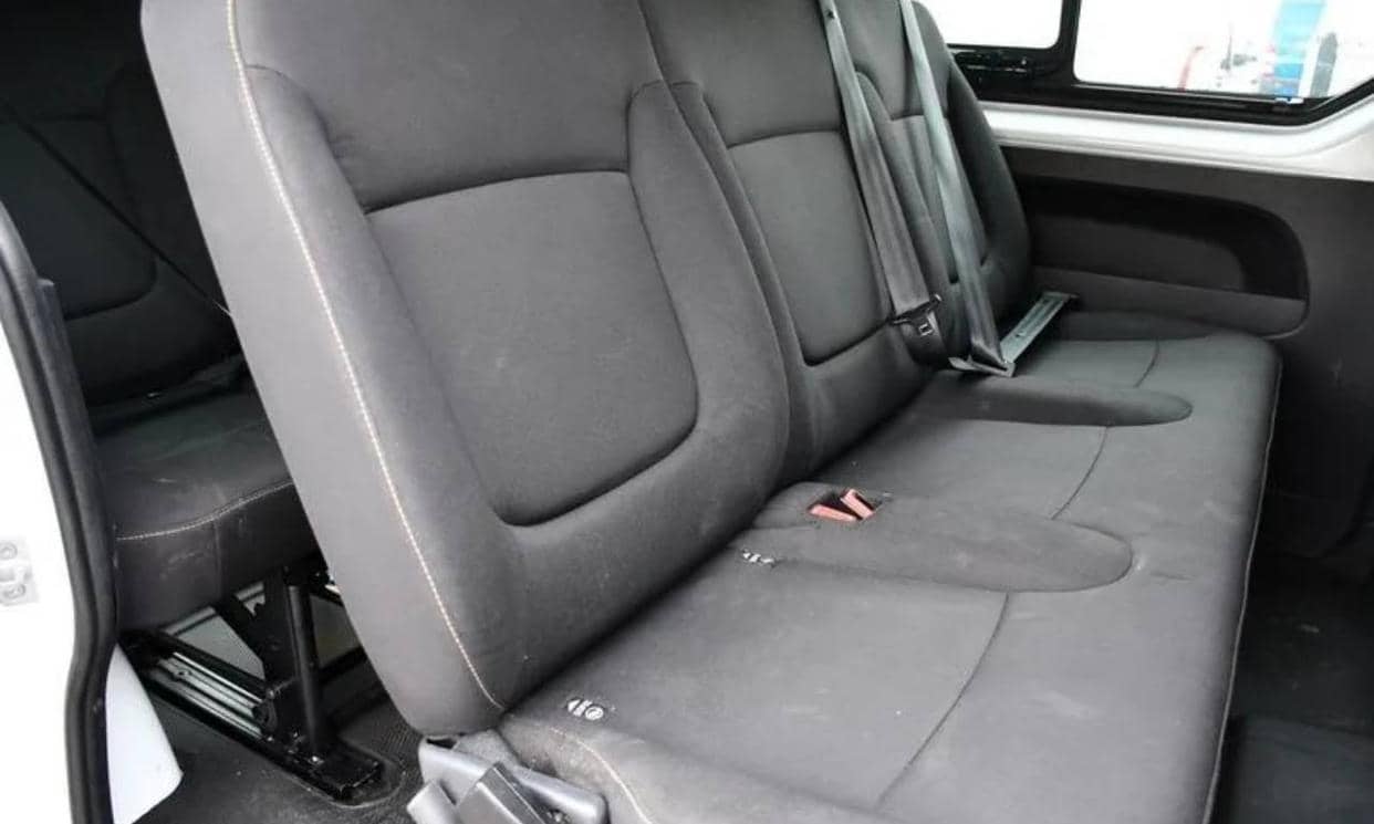 Renault TRAFIC III — photo 4