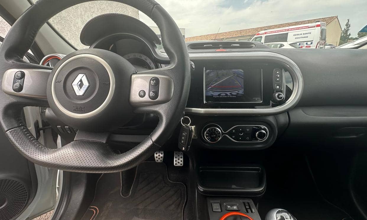 Renault TWINGO III — photo 4