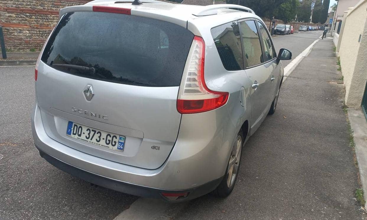 Renault GRAND SCENIC III — photo 3