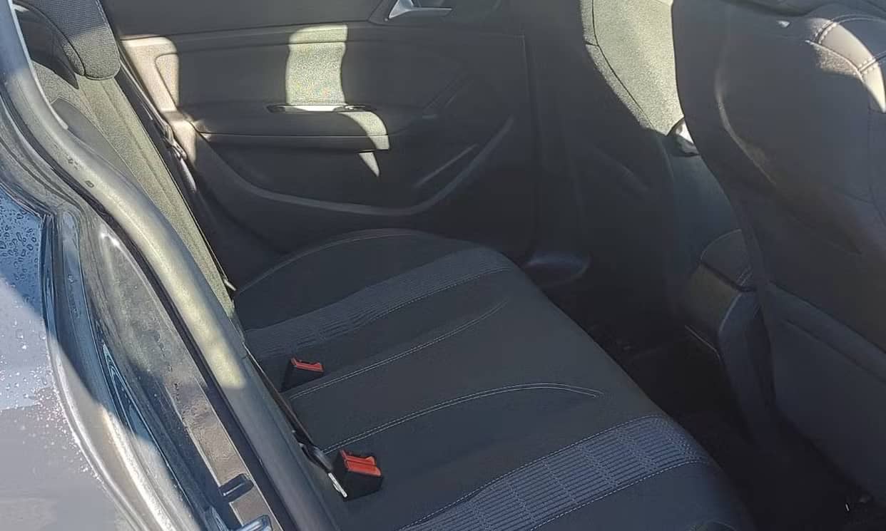 Peugeot 308 — photo 8