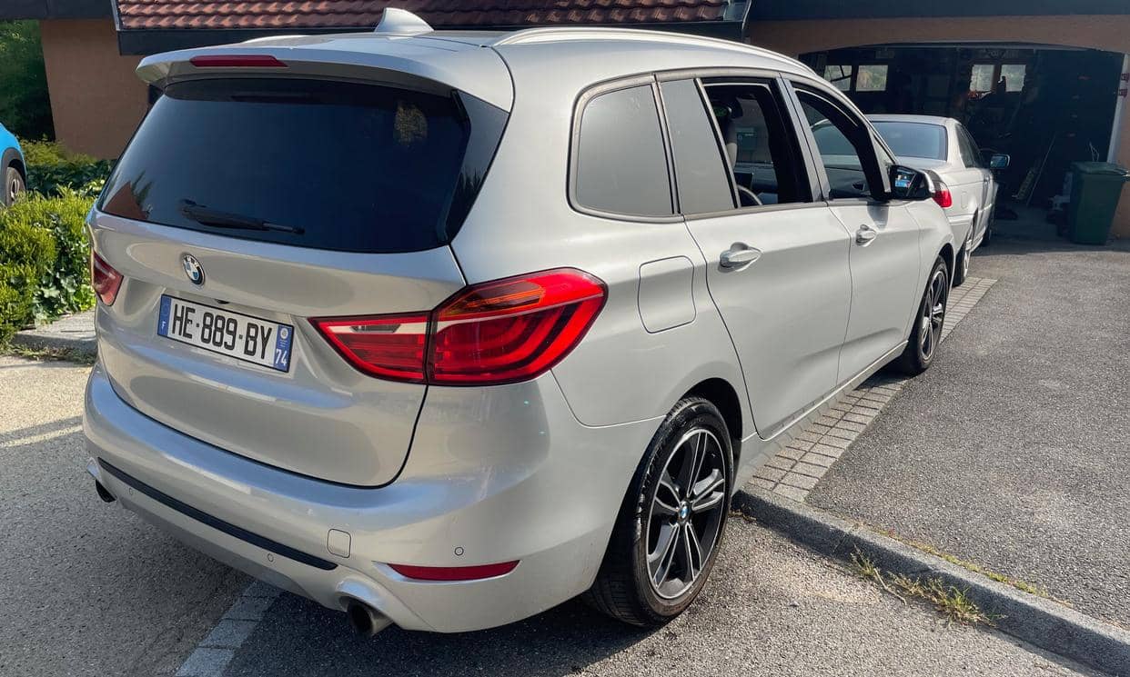BMW SERIE 2 — photo 2