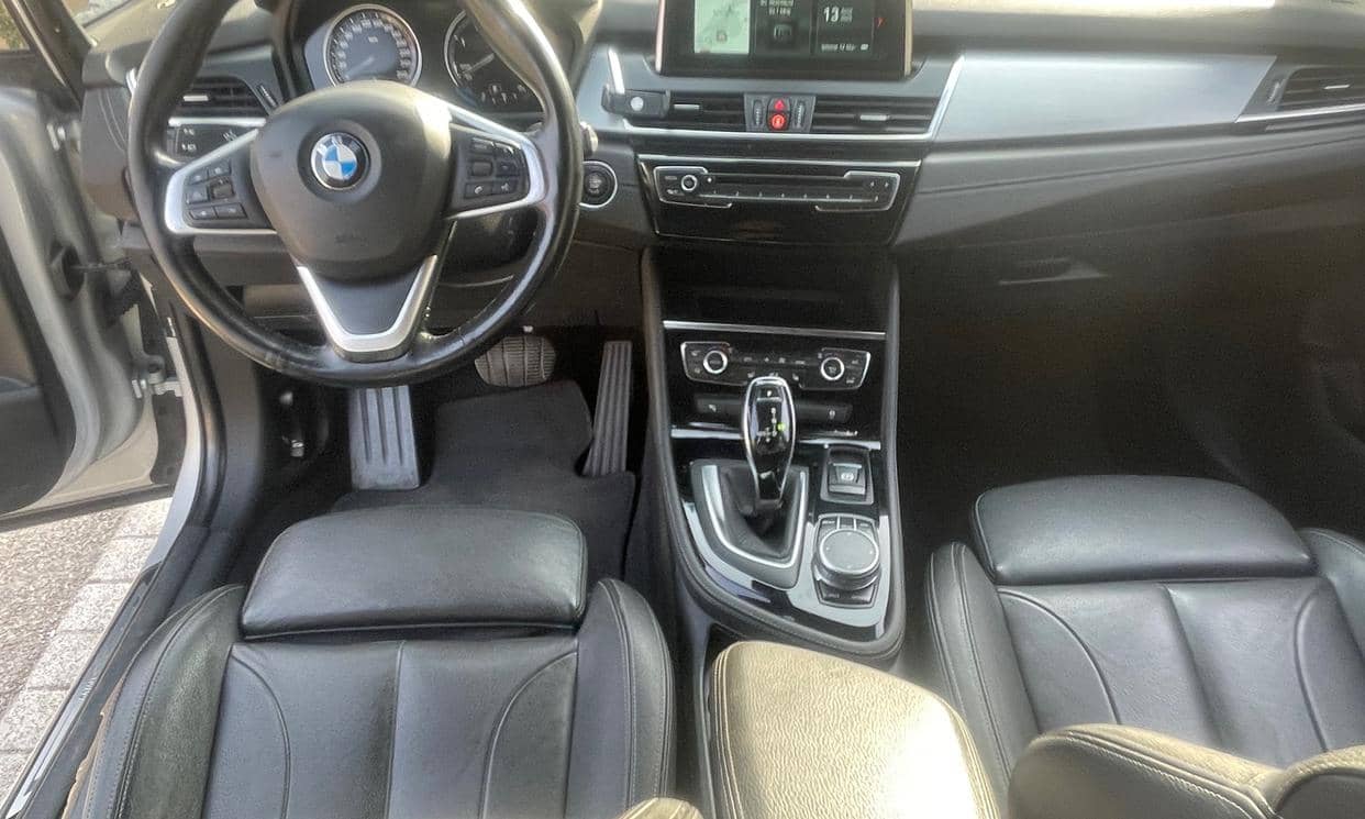 BMW SERIE 2 — photo 4