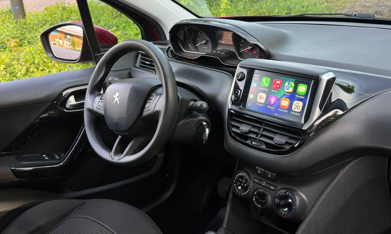 Peugeot 208 — photo 5