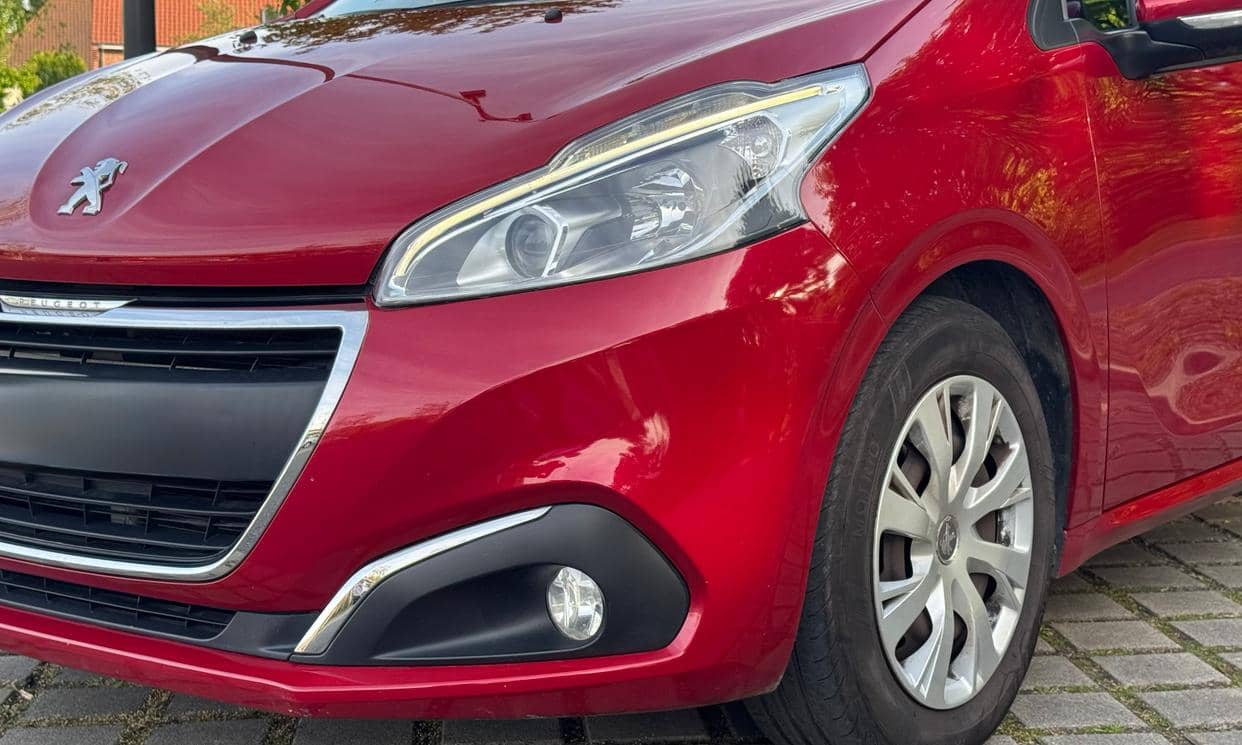 Peugeot 208 — photo 4