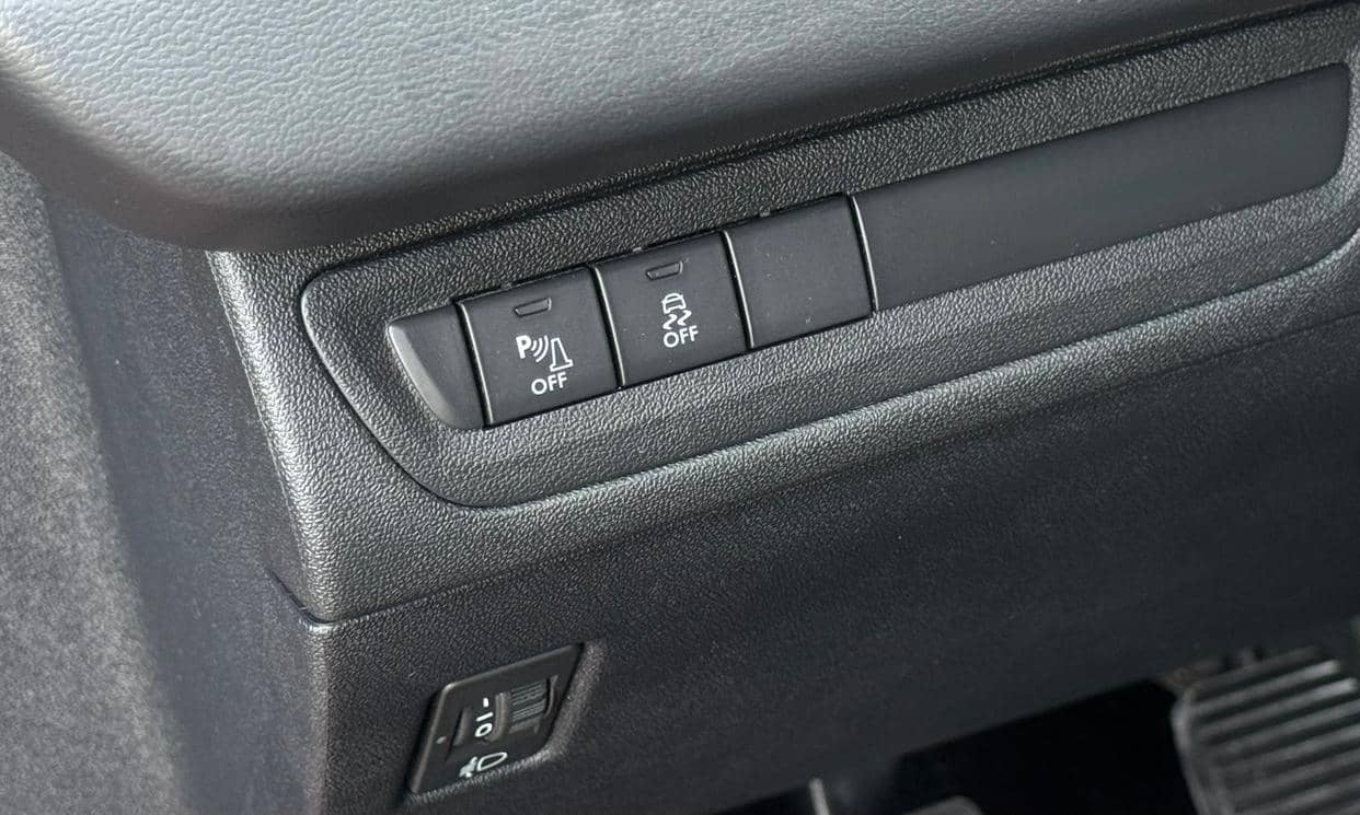 Peugeot 208 — photo 11