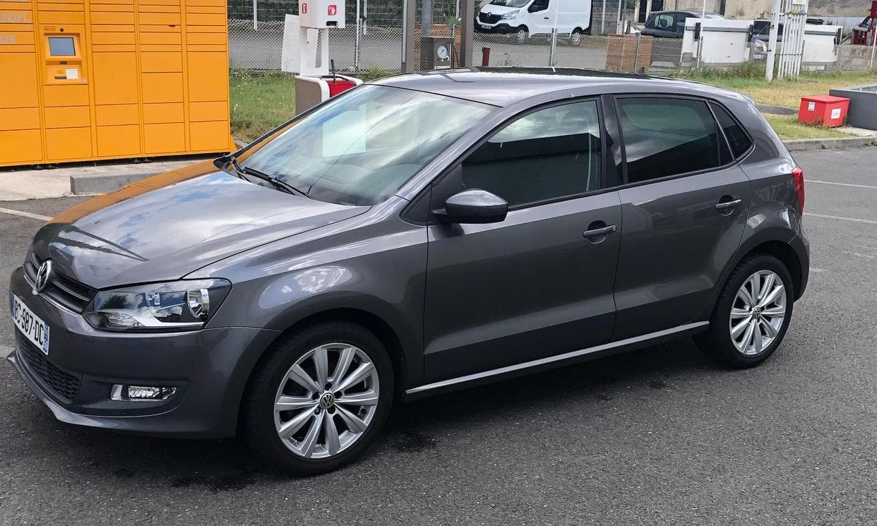 Volkswagen POLO — photo 1