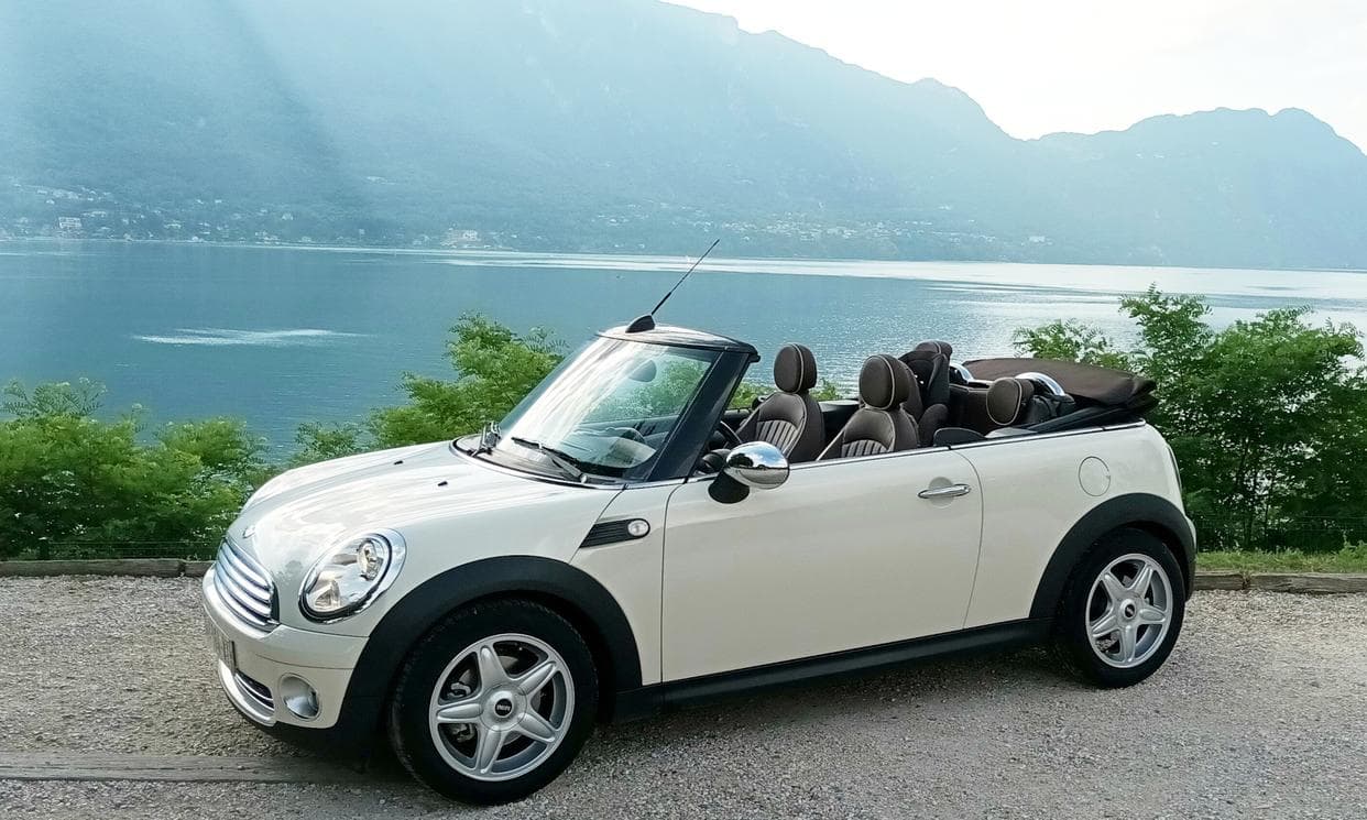 MINI CABRIOLET — photo 1