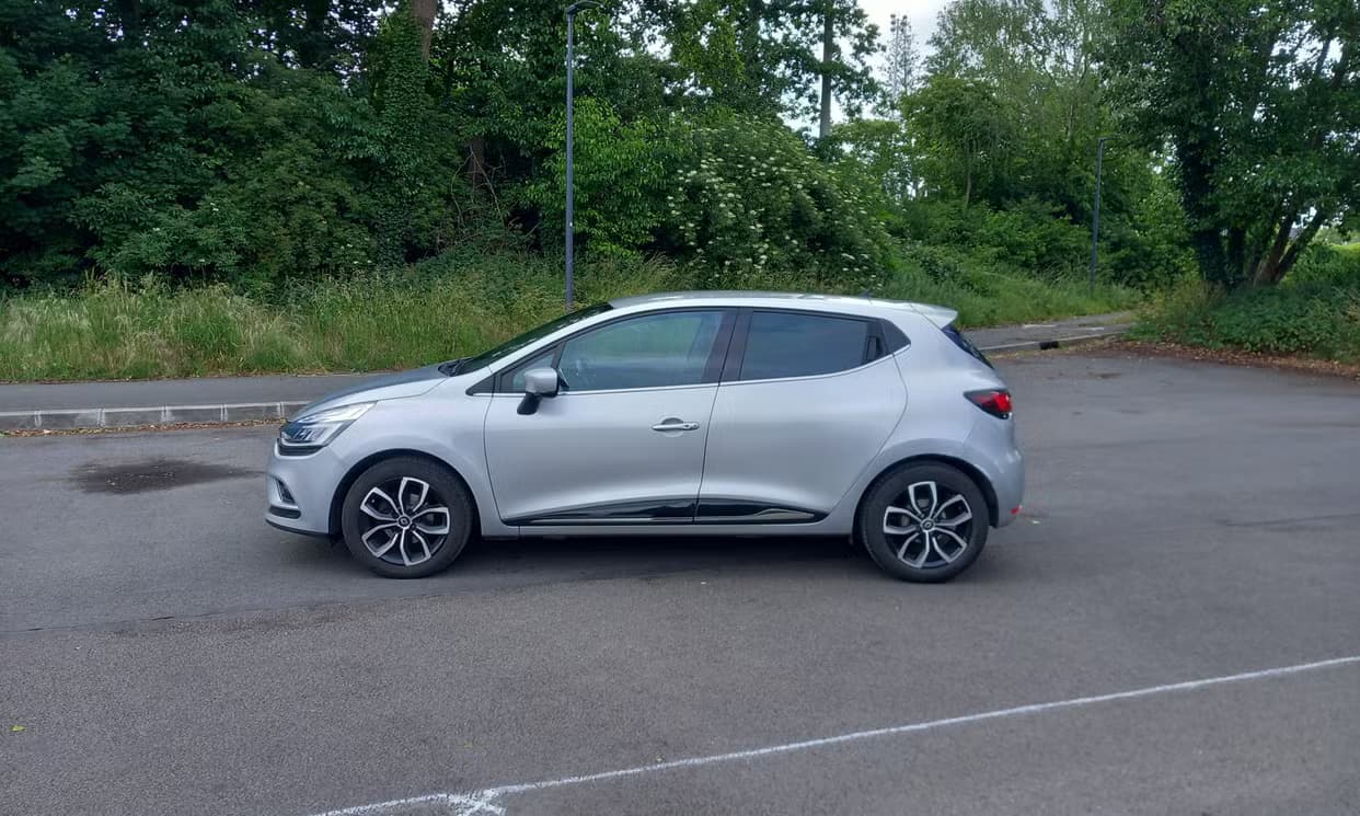 Renault CLIO IV — photo 1