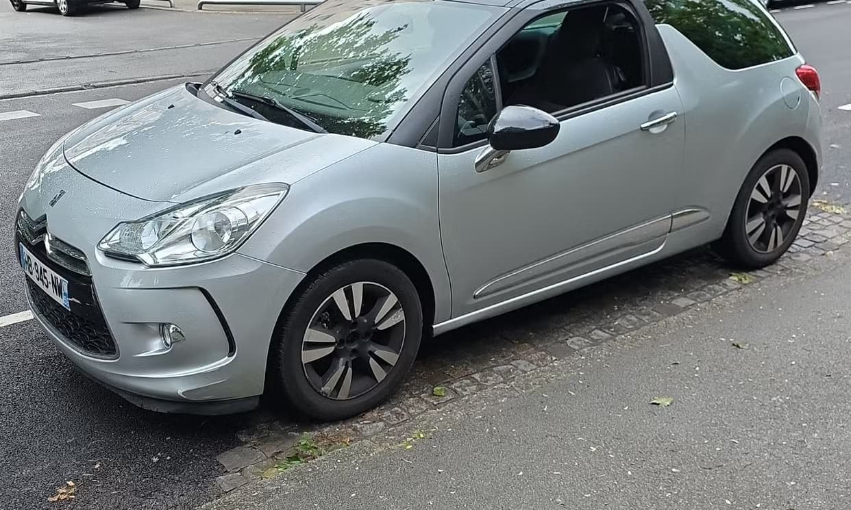 Citroen DS3 — photo 1
