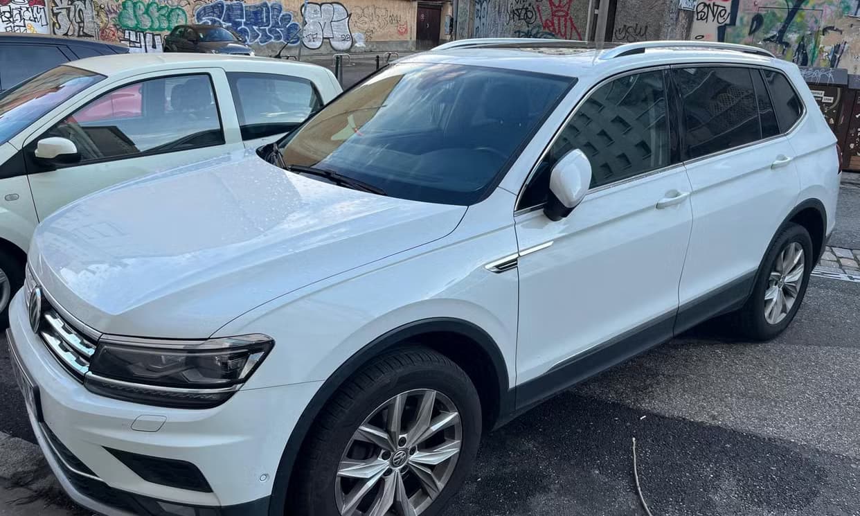 Volkswagen TIGUAN — photo 1