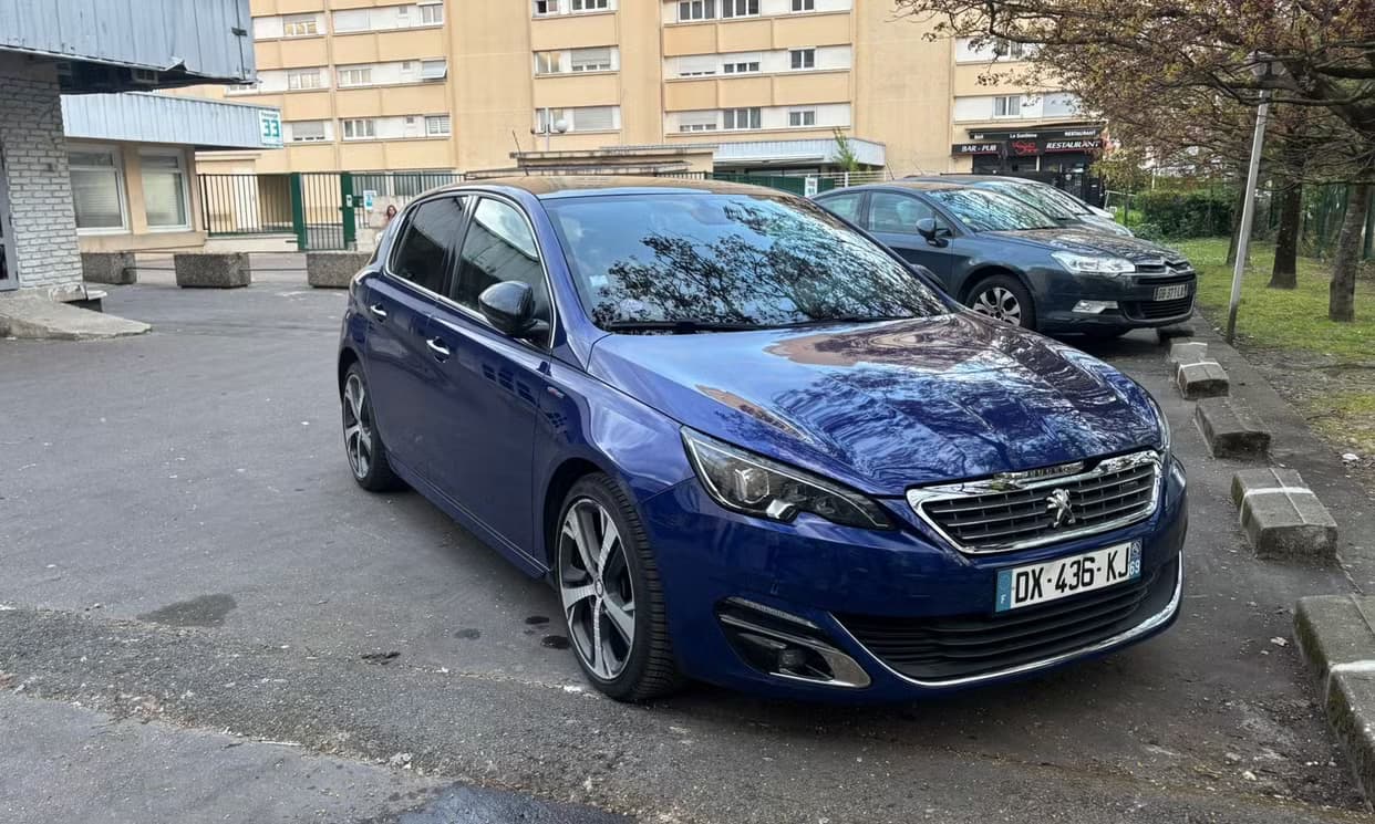 Peugeot 308 — photo 1