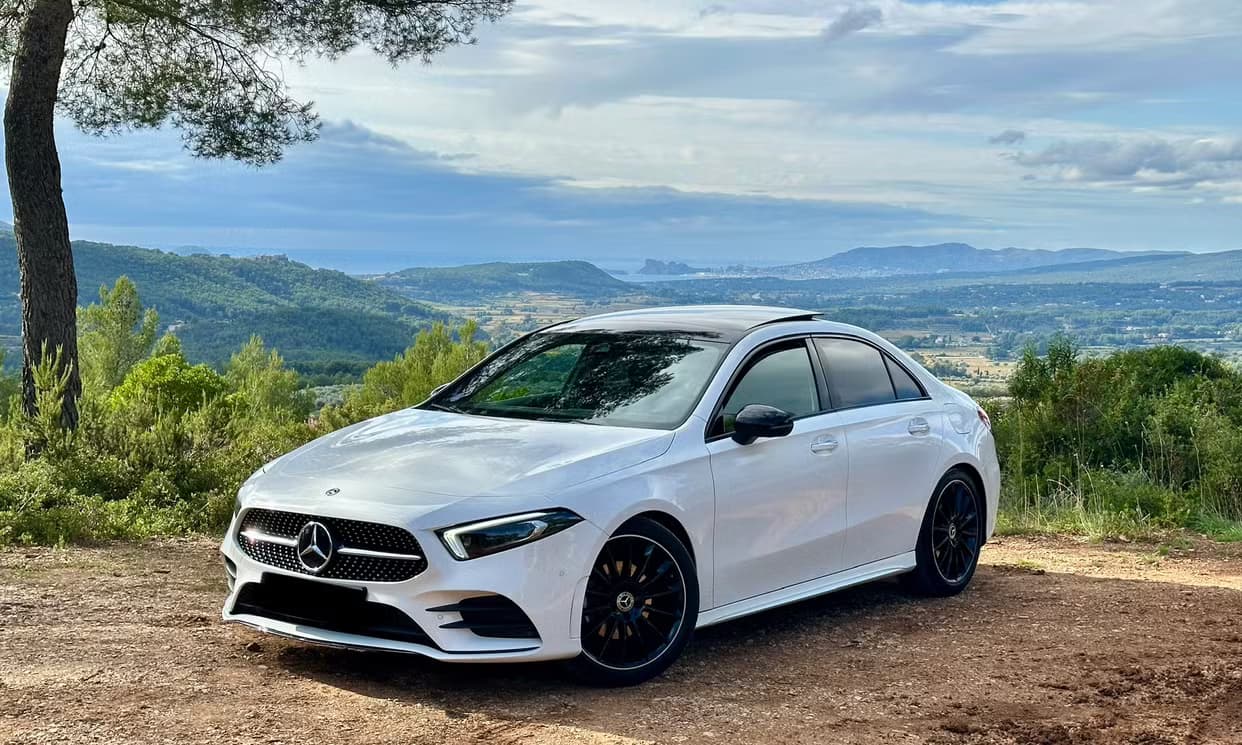 Mercedes-Benz CLASSE A — photo 1