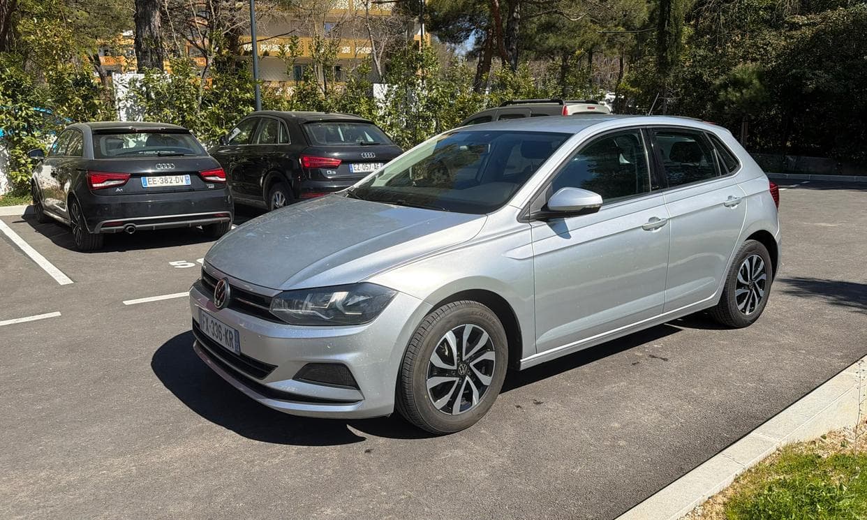 Volkswagen POLO — photo 1