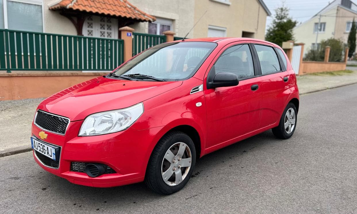 Chevrolet AVEO — photo 1