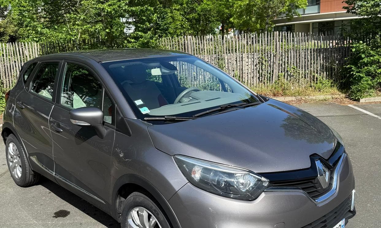 Renault CAPTUR — photo 1