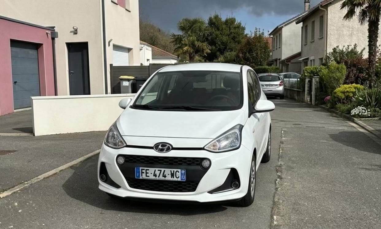 Hyundai i10 — photo 1