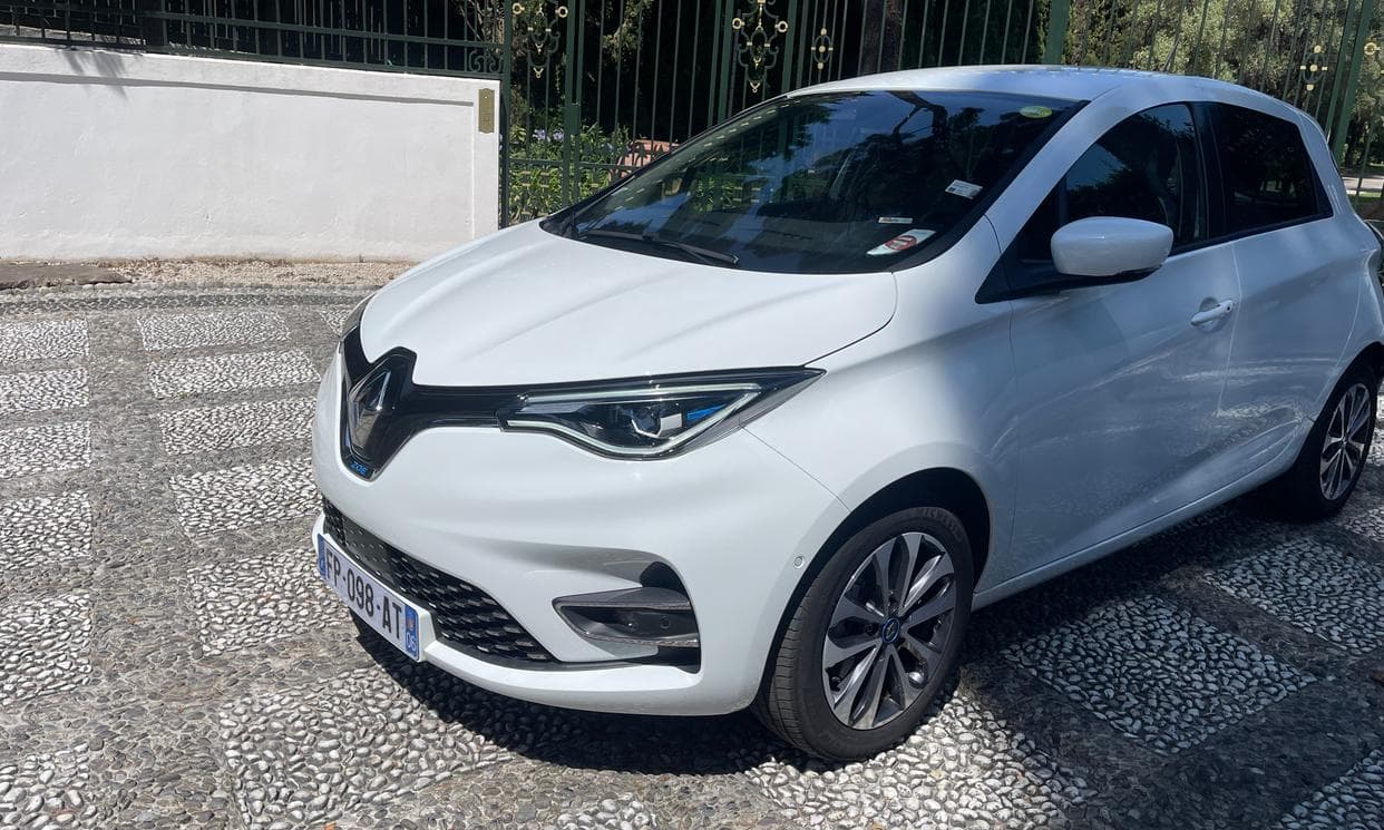 Renault ZOE — photo 1