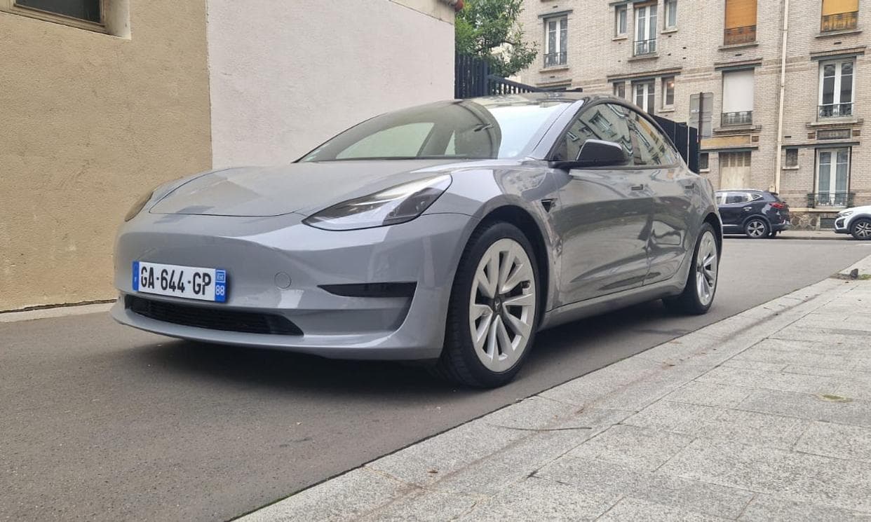 Tesla MODEL 3 — photo 1