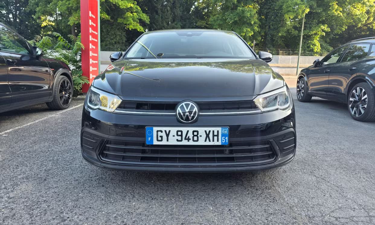 Volkswagen GOLF — photo 1