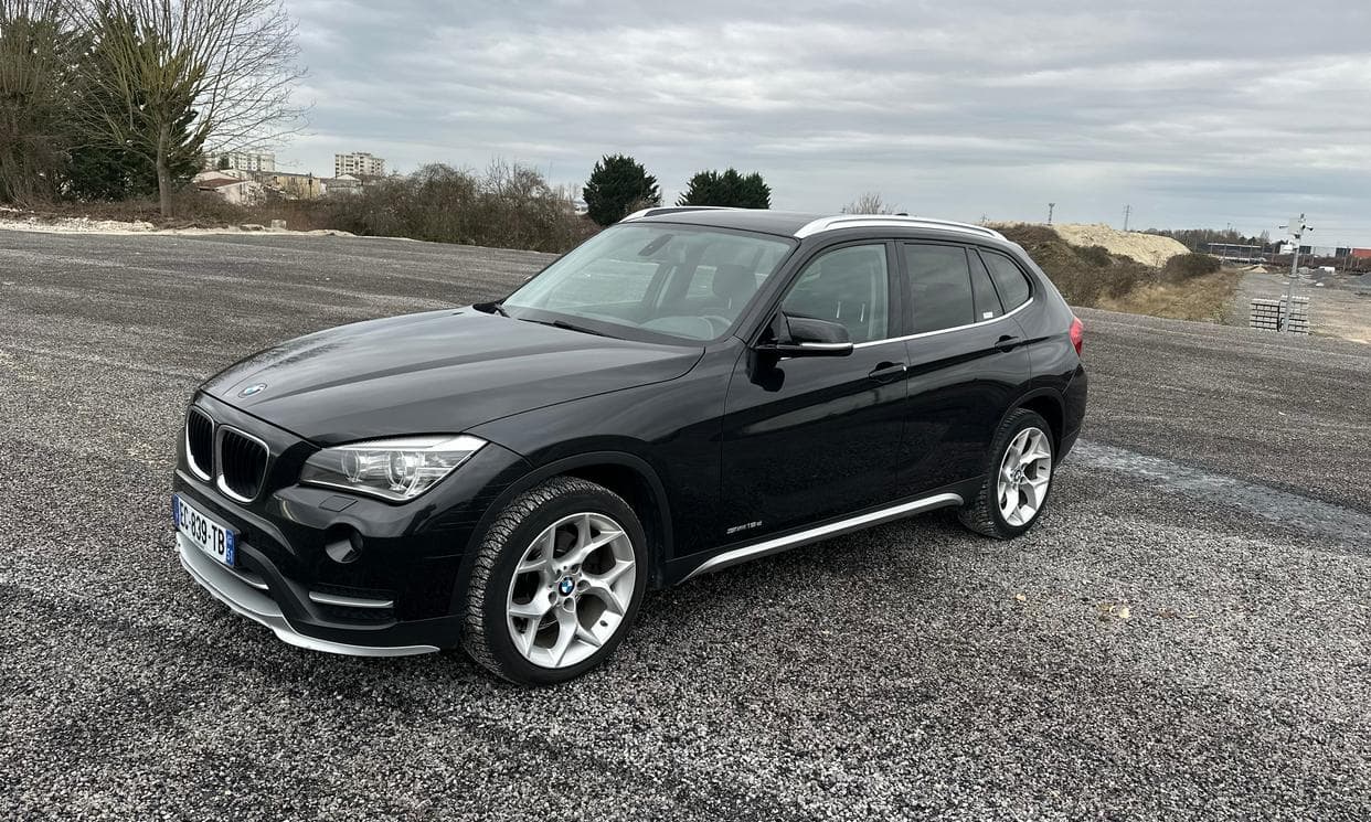 BMW X1 — photo 1