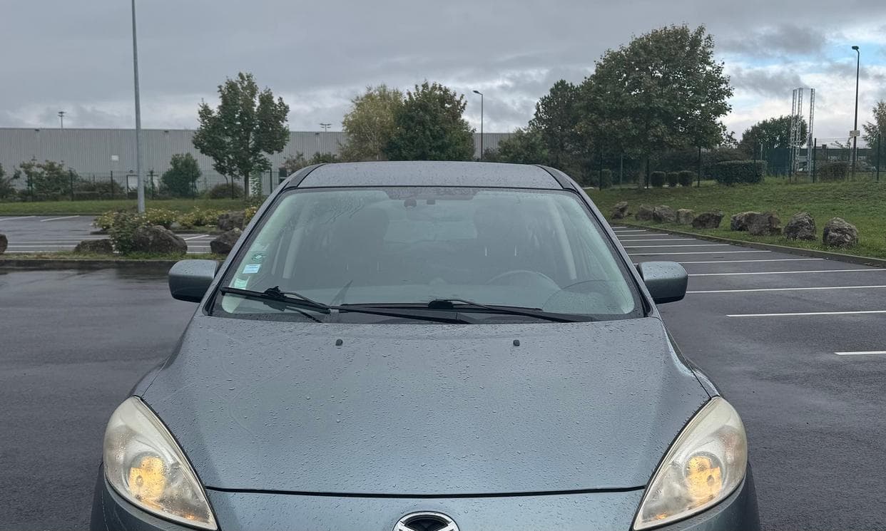 Mazda MAZDA5 — photo 1