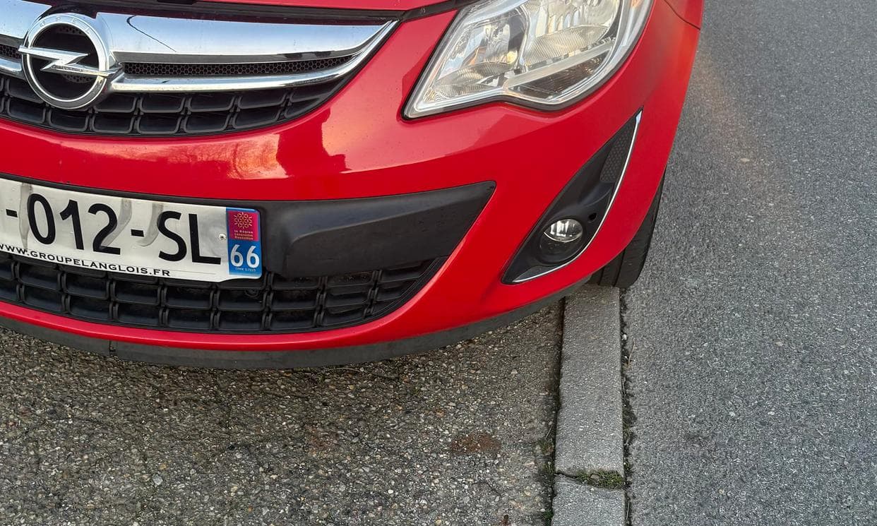 Opel CORSA — photo 1