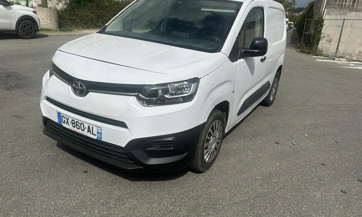 Toyota PROACE CITY — photo 1