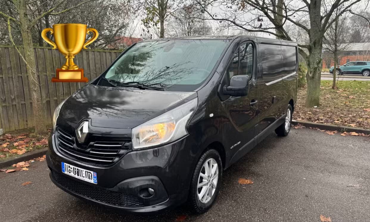 Renault TRAFIC III — photo 1