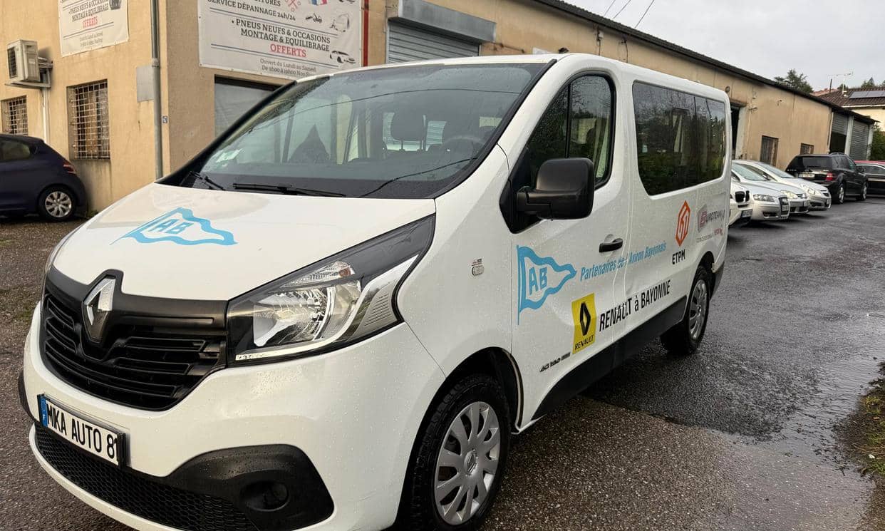 Renault TRAFIC III
