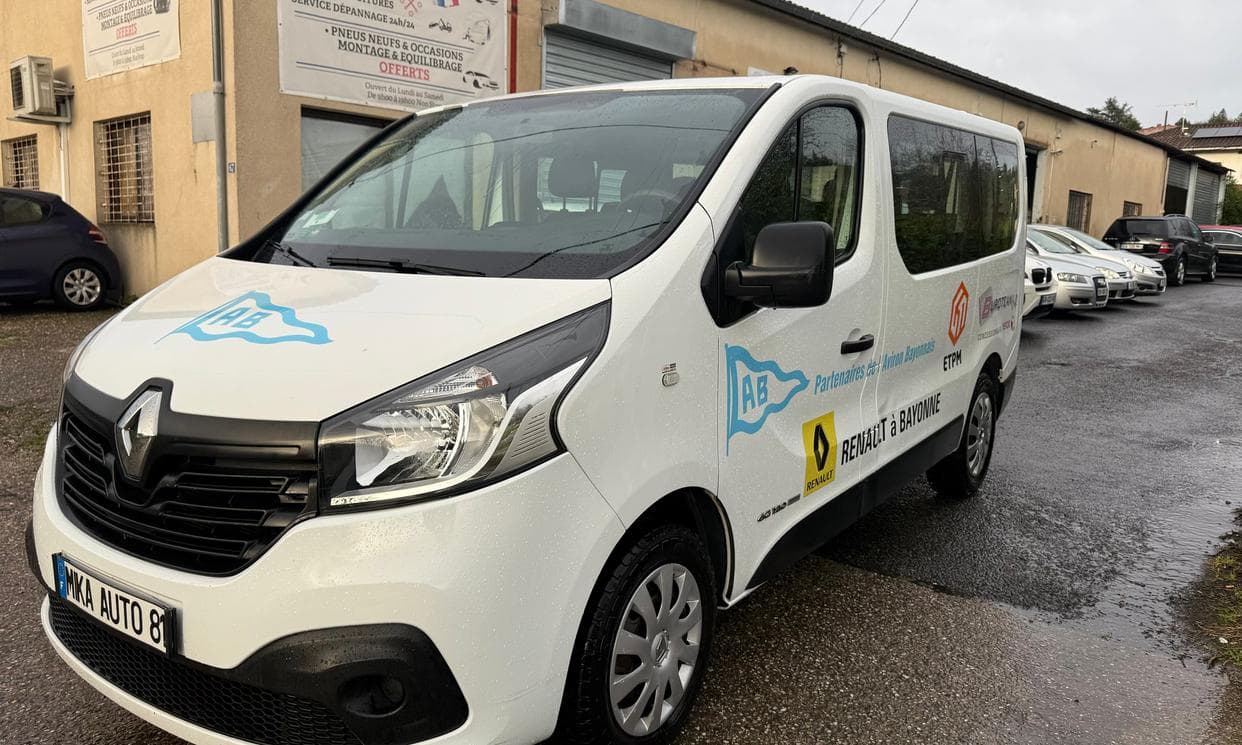 Renault TRAFIC III