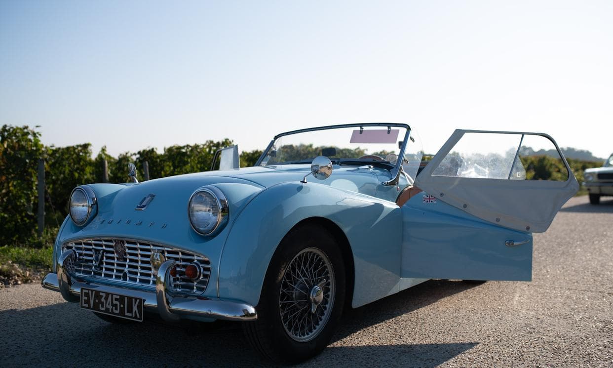 TRIUMPH TR3