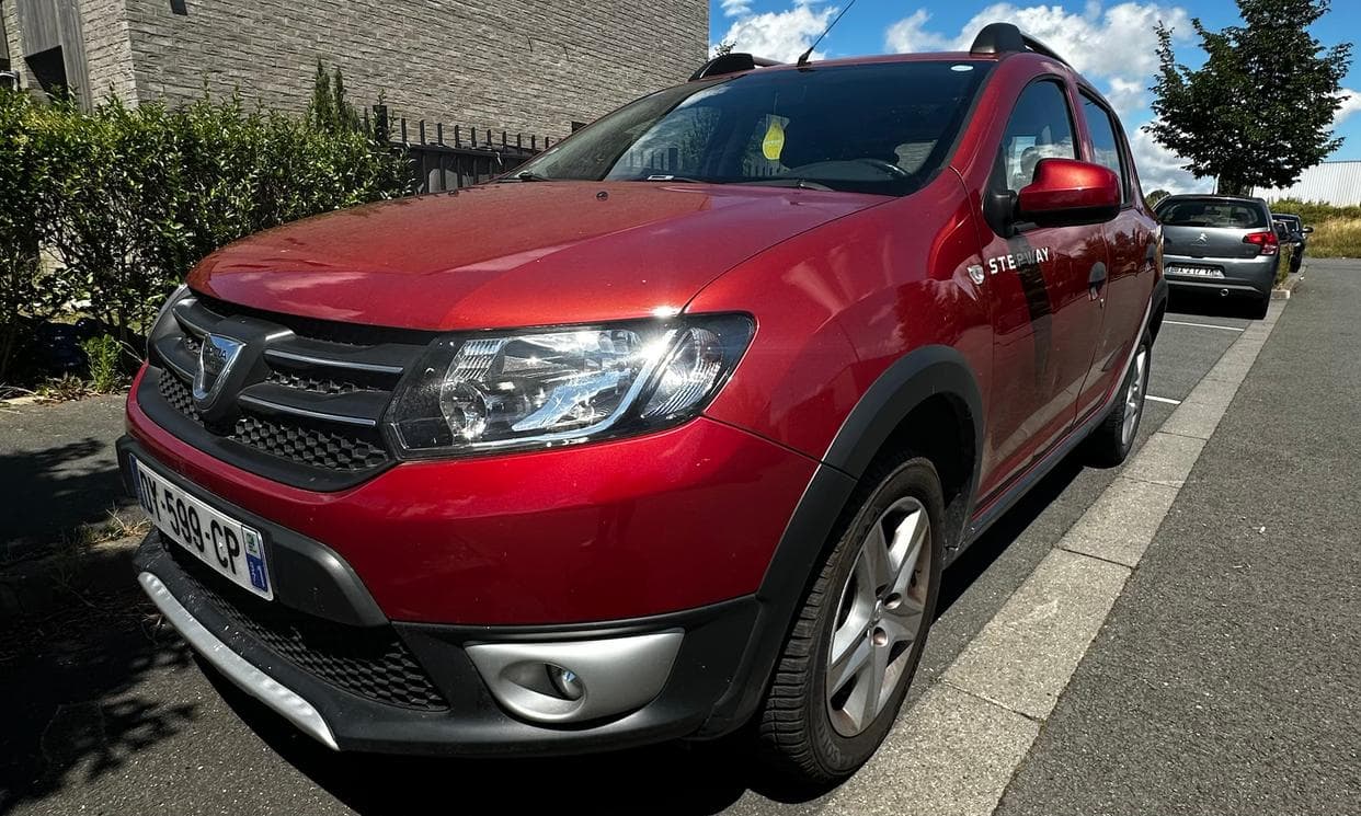 Dacia SANDERO