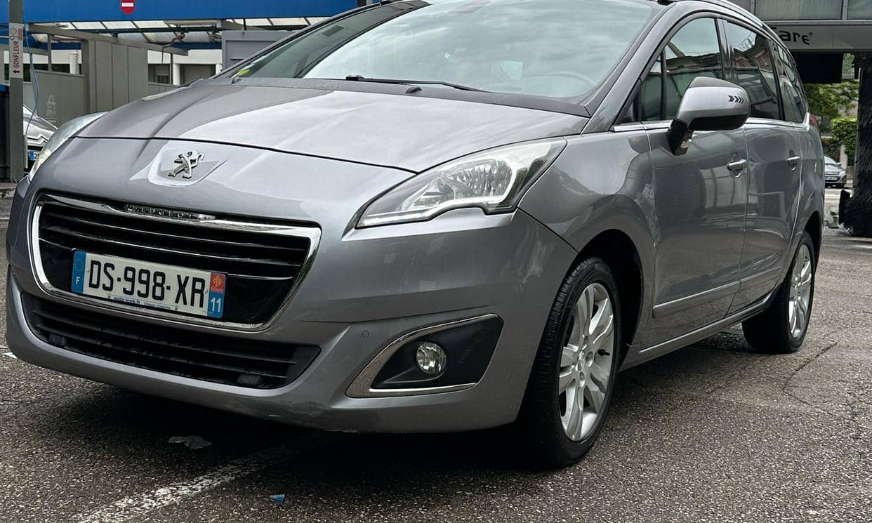 Peugeot 5008