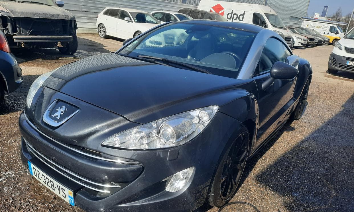 Peugeot RCZ