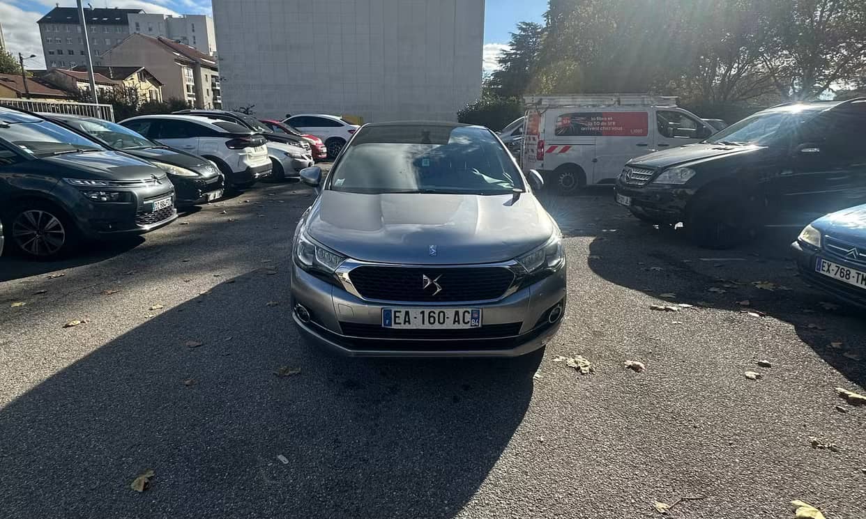 DS 4