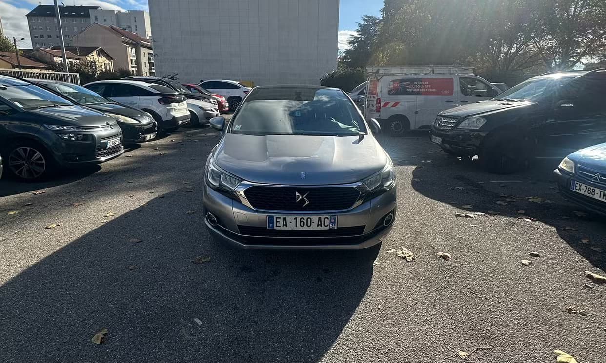 DS 4